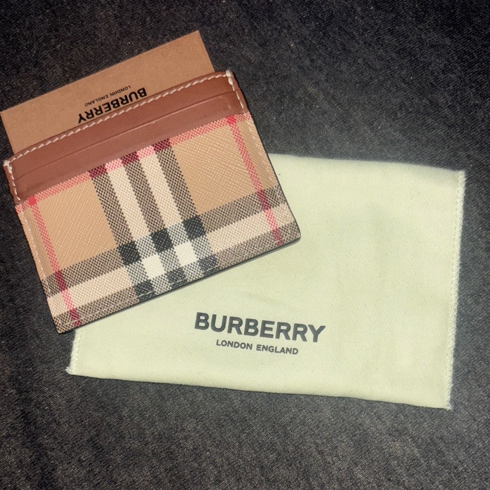 Burberry Tan and Black Leather Key Card Holder